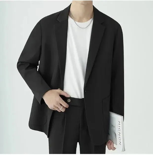Modern Tailored Minimalist Men's Suit Set for All-Season Elegance