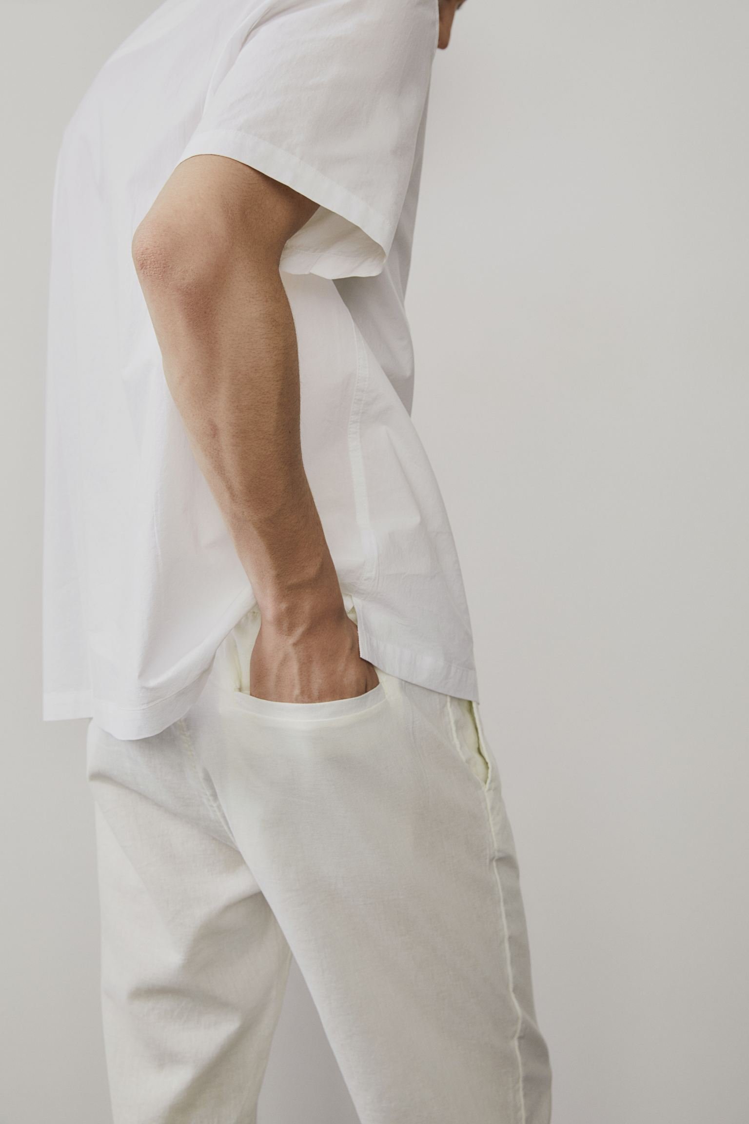 Men's Relaxed Drawstring Trousers